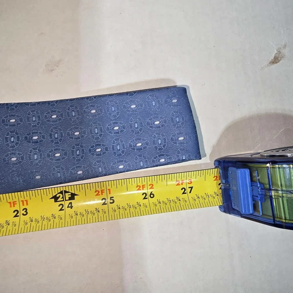 VINTAGE Periwinkle Cornflower Blue with White Dots Principe Polyester Neck Tie‎